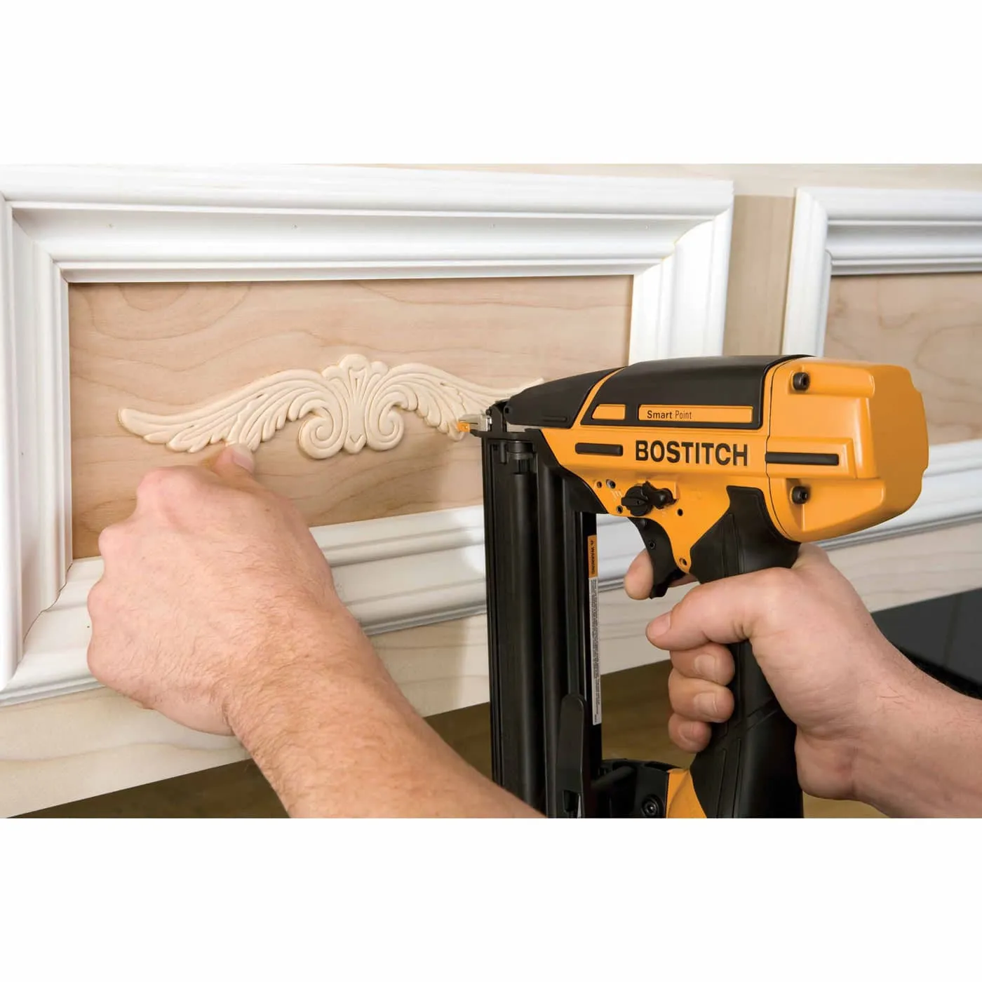 Bostitch BTFP12233 Smart Point 18 Gauge Brad Nailer Kit