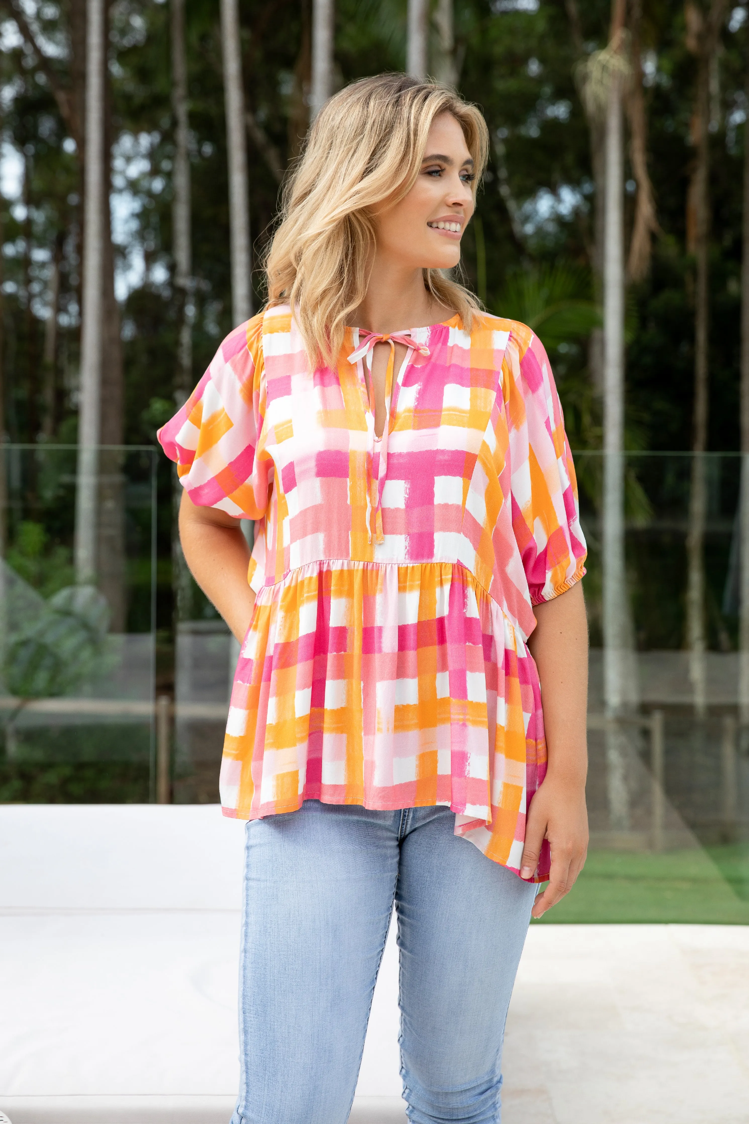 FINAL SALE Roamer Top in Mamba